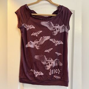 JUICY COUTURE VINTAGE SKULL WINGS TOP WITH POCKET PURPLE AND PINK